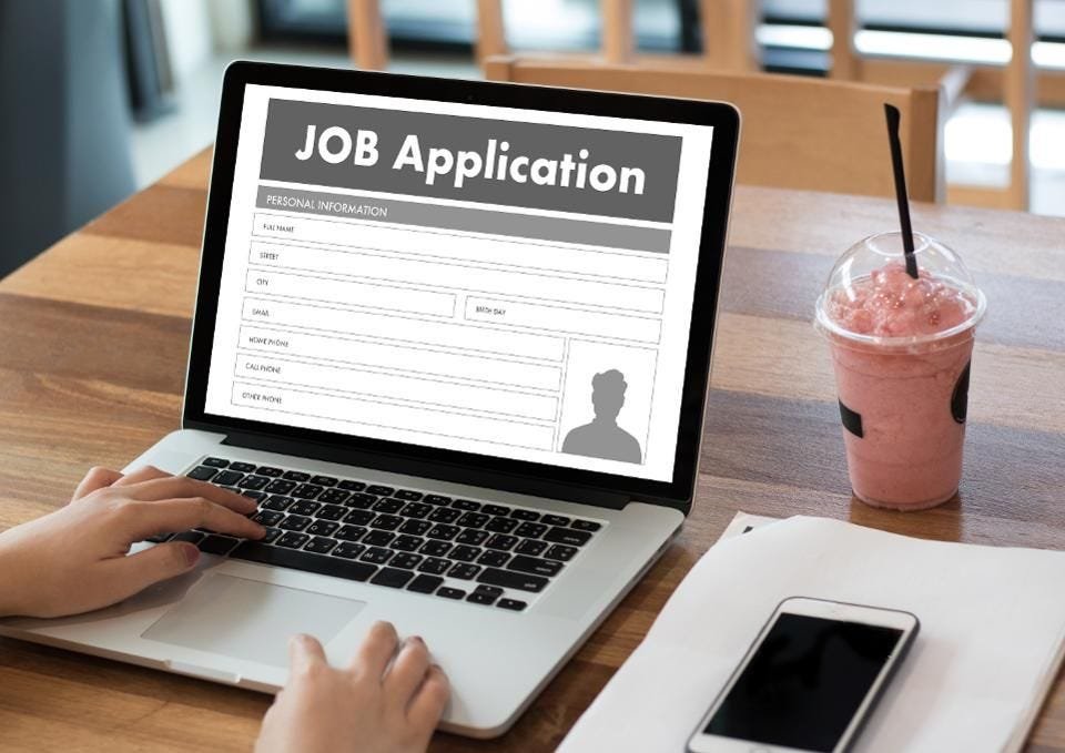 Are You Applying for Tech Jobs or Tech Internships? We Want to Hear About It.